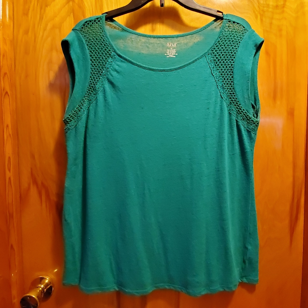 a.n.a. aqua colored top